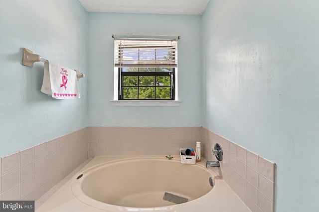 218 RAMBLEWOOD DR, Deptford, NJ 08080