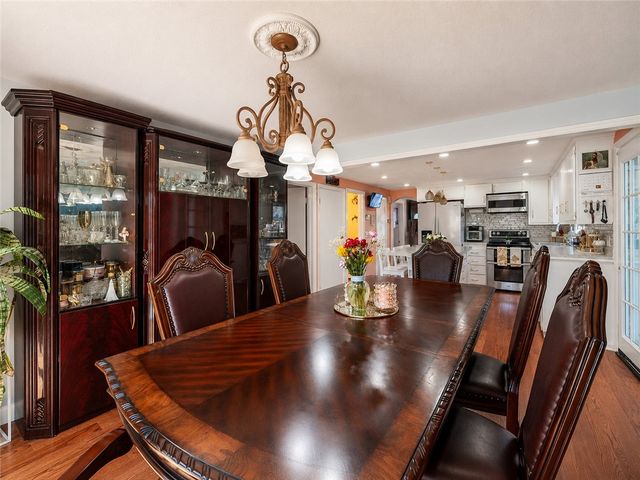 150 Woodbury Street, Pawtucket, RI 02861