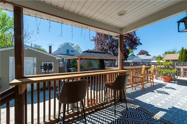 150 Woodbury Street, Pawtucket, RI 02861