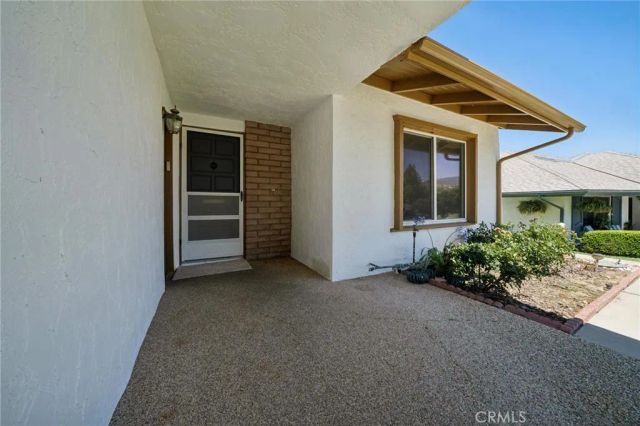19311 Oak Crossing Road, Newhall, CA 91321