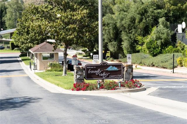 19311 Oak Crossing Road, Newhall, CA 91321
