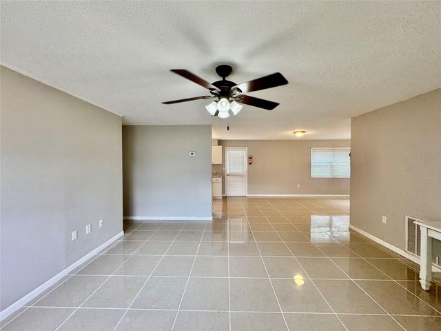 1203 SE 8th Ave, Okeechobee, FL 34974