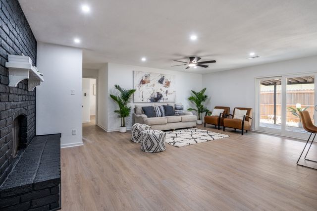 5013 Nash Drive, The Colony, TX 75056
