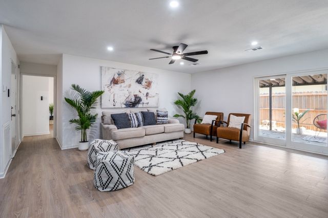 5013 Nash Drive, The Colony, TX 75056