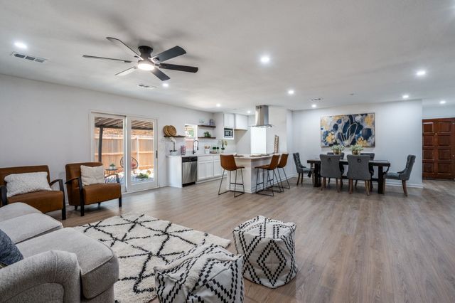 5013 Nash Drive, The Colony, TX 75056