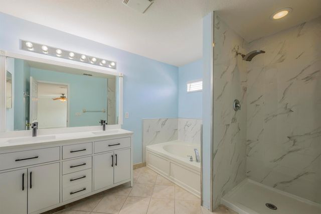 2882 SW Cape Breton Drive, Port St Lucie, FL 34953