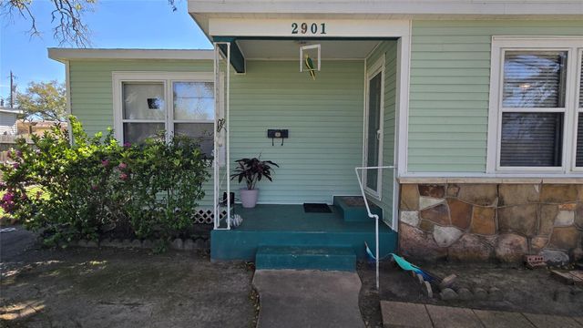 2901 N Houston Drive, La Marque, TX 77568