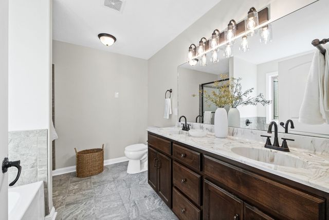 1708 Spring Haven Dr, Clarksville, TN 37042