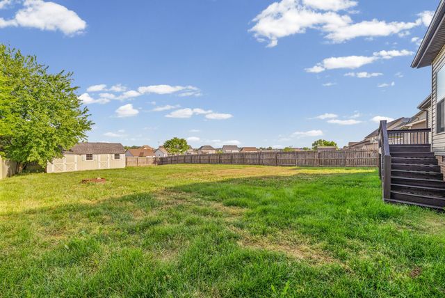 1708 Spring Haven Dr, Clarksville, TN 37042