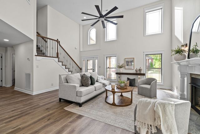 1708 Spring Haven Dr, Clarksville, TN 37042