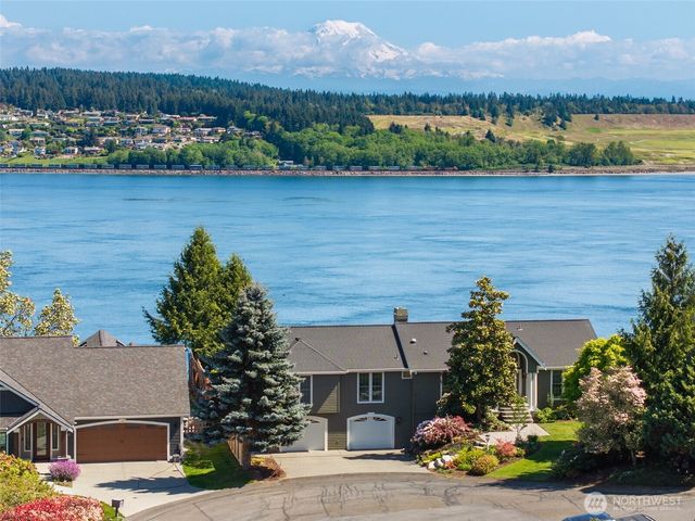 1529 13th Court, Fox Island, WA 98333
