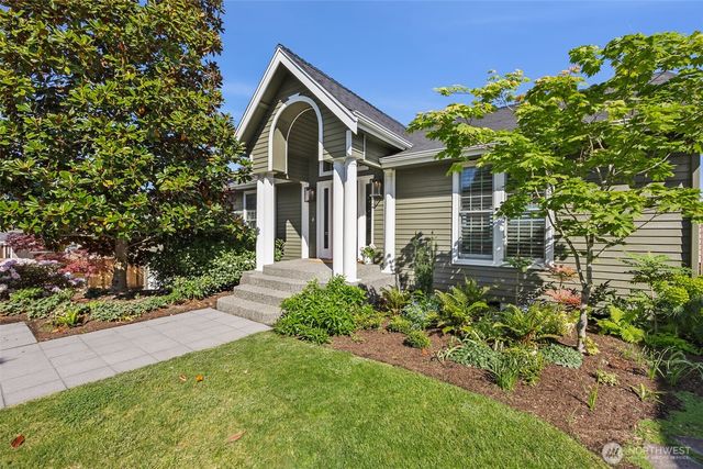 1529 13th Court, Fox Island, WA 98333