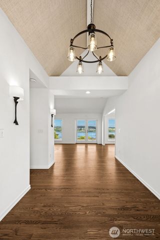 1529 13th Court, Fox Island, WA 98333