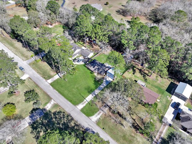 64 County Road 4010, Dayton, TX 77535