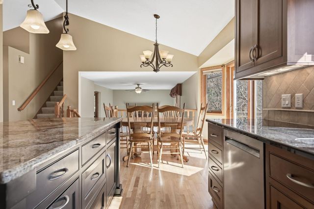 1100 Cherry Court, Burnsville, MN 55306