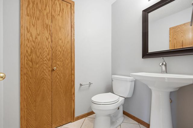 1100 Cherry Court, Burnsville, MN 55306