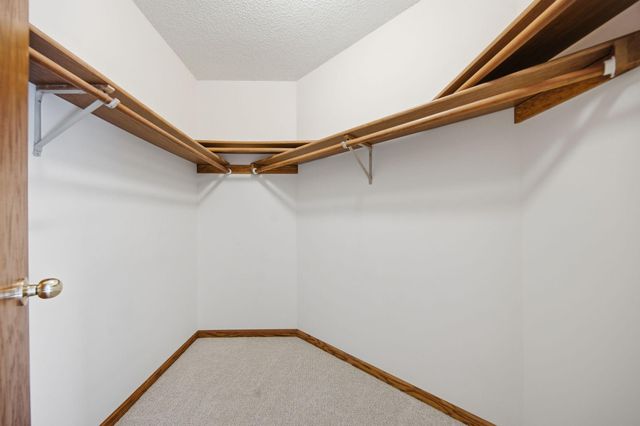 1100 Cherry Court, Burnsville, MN 55306