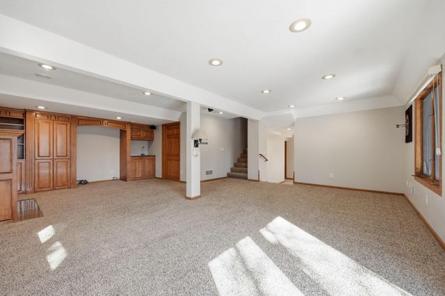 1100 Cherry Court, Burnsville, MN 55306