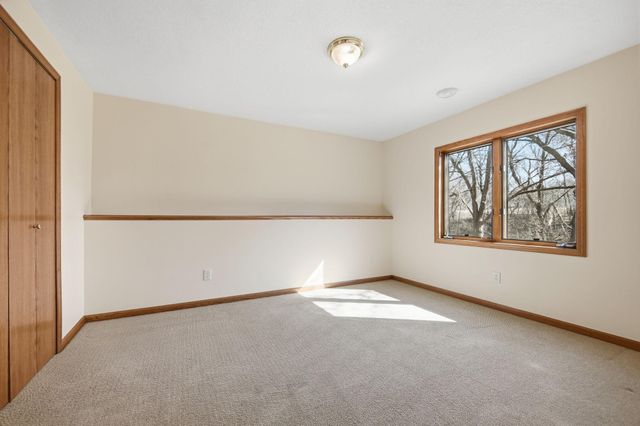 1100 Cherry Court, Burnsville, MN 55306