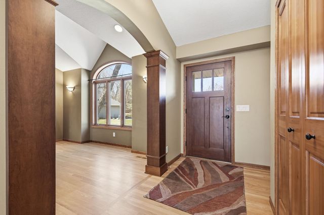 1100 Cherry Court, Burnsville, MN 55306