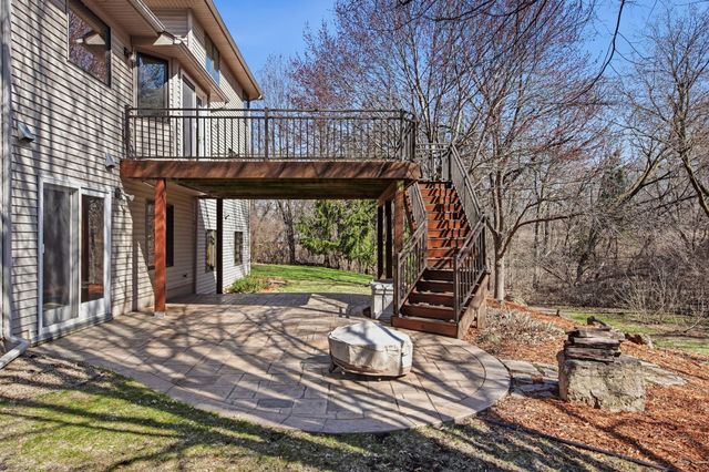 1100 Cherry Court, Burnsville, MN 55306