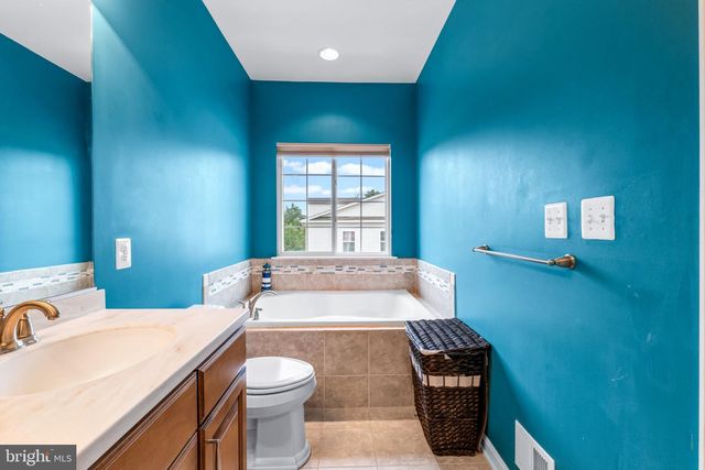 13235 GUILFORD RUN LN, Silver Spring, MD 20904