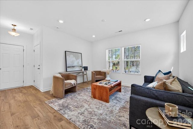 5310 Lantana Avenue, Charlotte, NC 28205