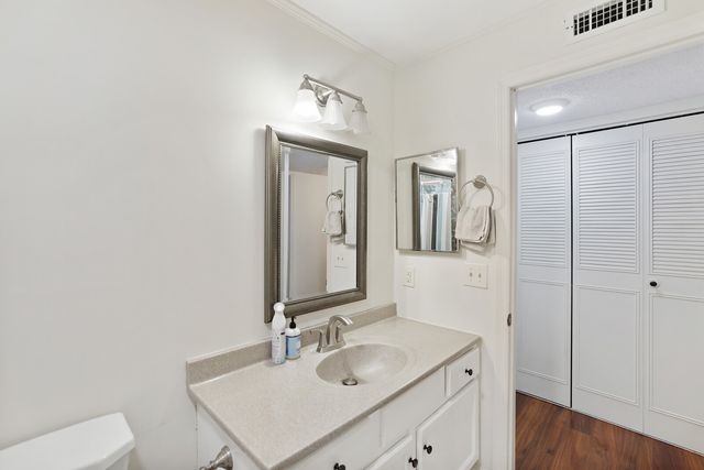 4487 Post Pl Apt 108, Nashville, TN 37205