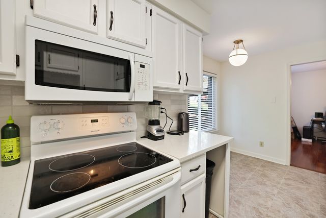 4487 Post Pl Apt 108, Nashville, TN 37205