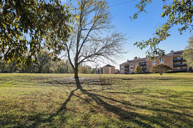 4487 Post Pl Apt 108, Nashville, TN 37205