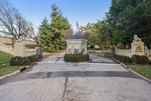 4487 Post Pl Apt 108, Nashville, TN 37205