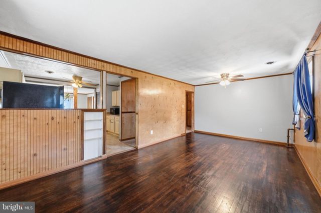 504 BRUCE AVE, Odenton, MD 21113