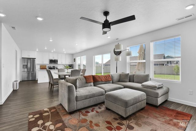 18227 N Rain Dance Way, Nampa, ID 83687