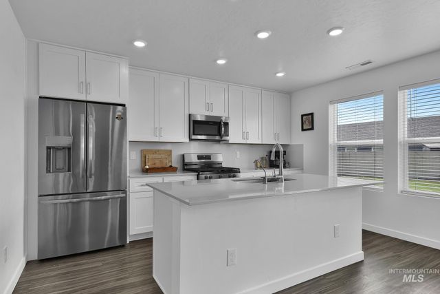 18227 N Rain Dance Way, Nampa, ID 83687