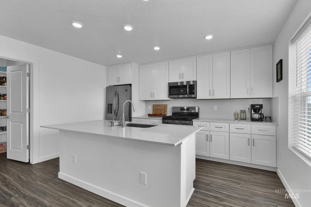 18227 N Rain Dance Way, Nampa, ID 83687