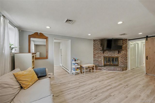 17 Country Lane Drive, Kings Park, NY 11754