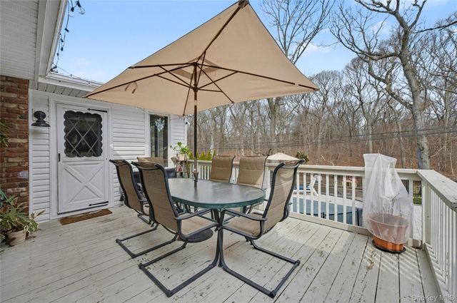 17 Country Lane Drive, Kings Park, NY 11754