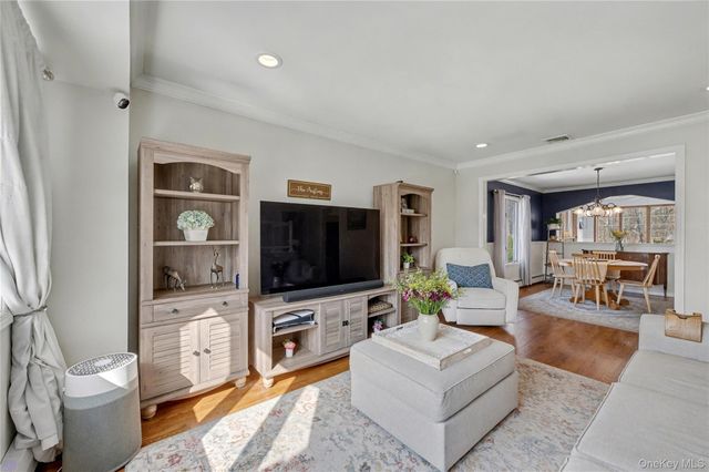 17 Country Lane Drive, Kings Park, NY 11754