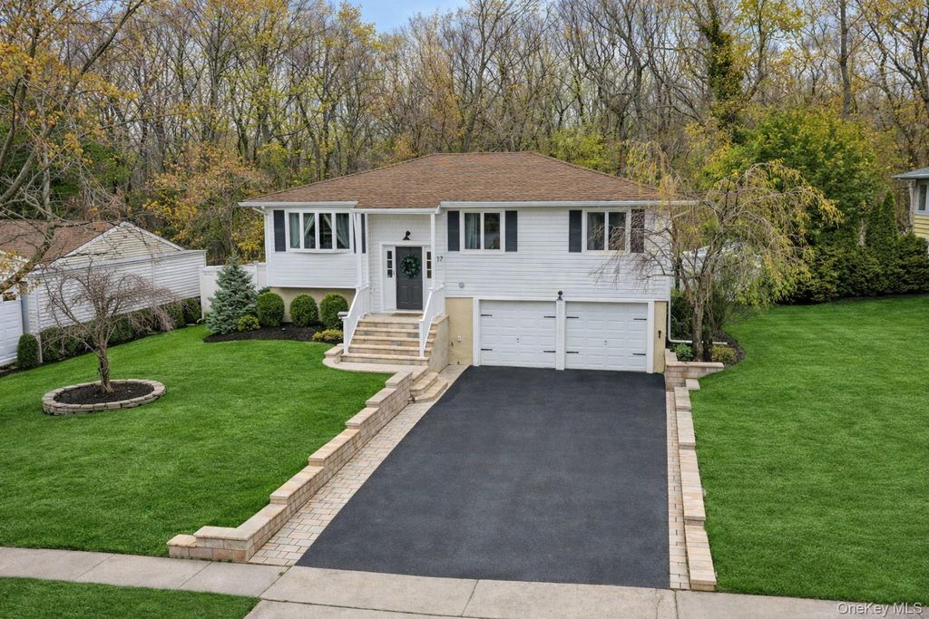 17 Country Lane Drive, Kings Park, NY 11754