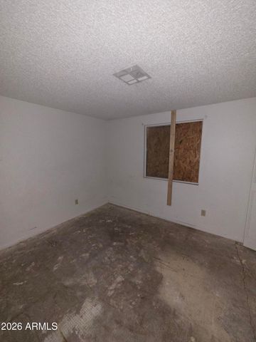 1910 N 42ND Drive, Phoenix, AZ 85009