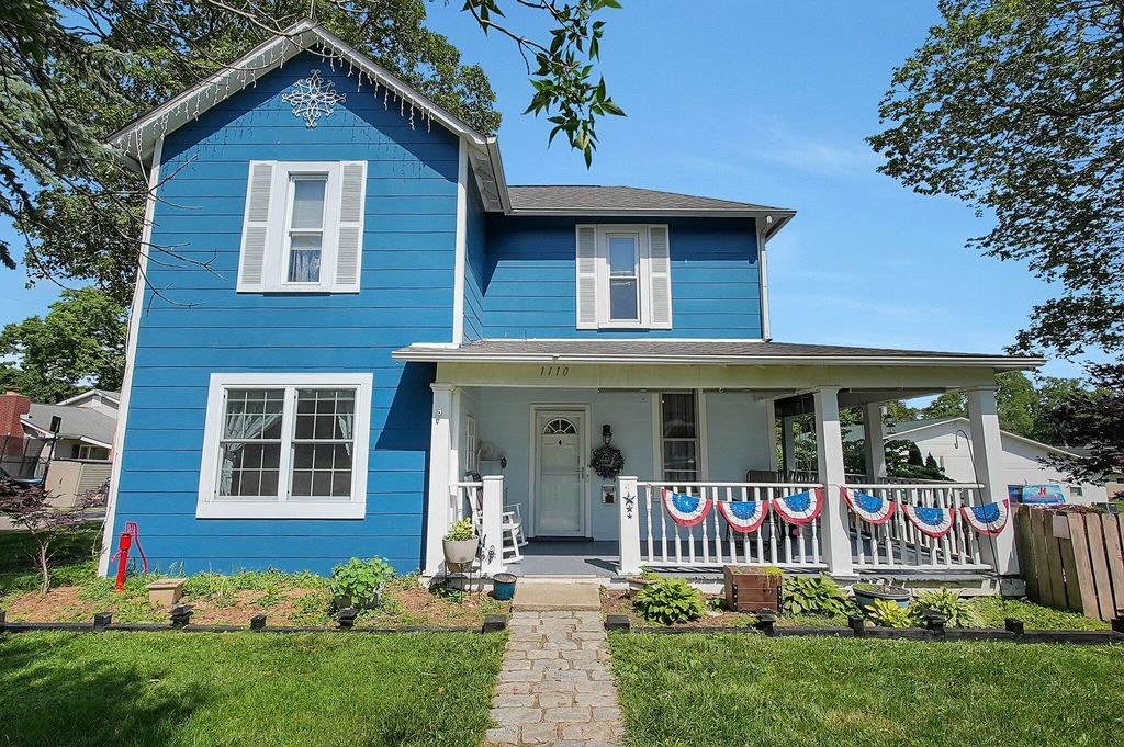 1110 High Street, Harrisburg, OH 43126