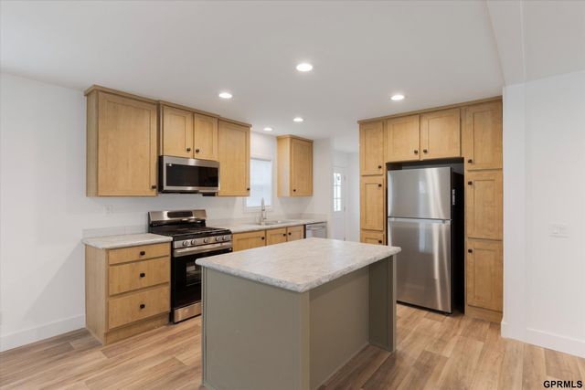 3543 Warren Place, Bellevue, NE 68005