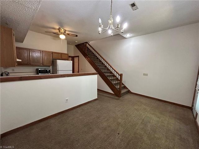 1439 King Charles Drive, Clemmons, NC 27012