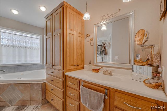 12213 Younker Road, Potosi, MO 63664