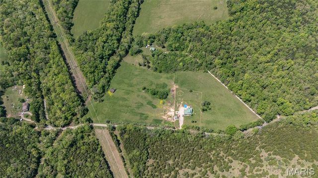 12213 Younker Road, Potosi, MO 63664