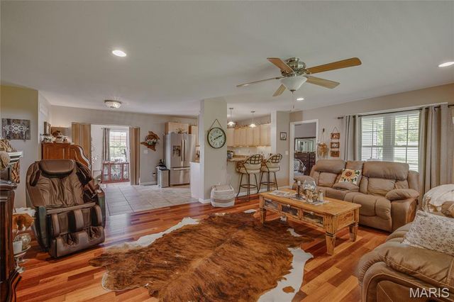 12213 Younker Road, Potosi, MO 63664