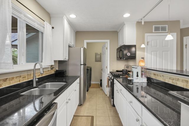 5315 Stonemeadow, D, Columbus, OH 43220
