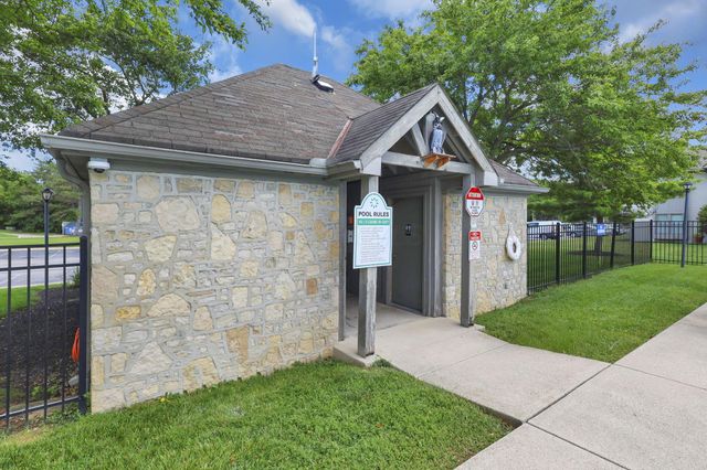 5315 Stonemeadow, D, Columbus, OH 43220