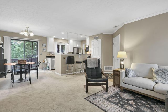5315 Stonemeadow, D, Columbus, OH 43220