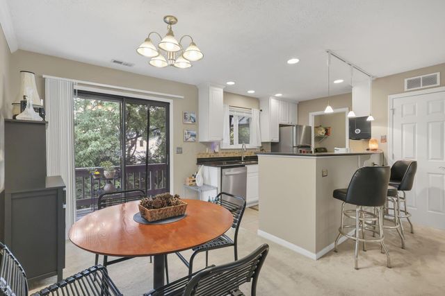 5315 Stonemeadow, D, Columbus, OH 43220